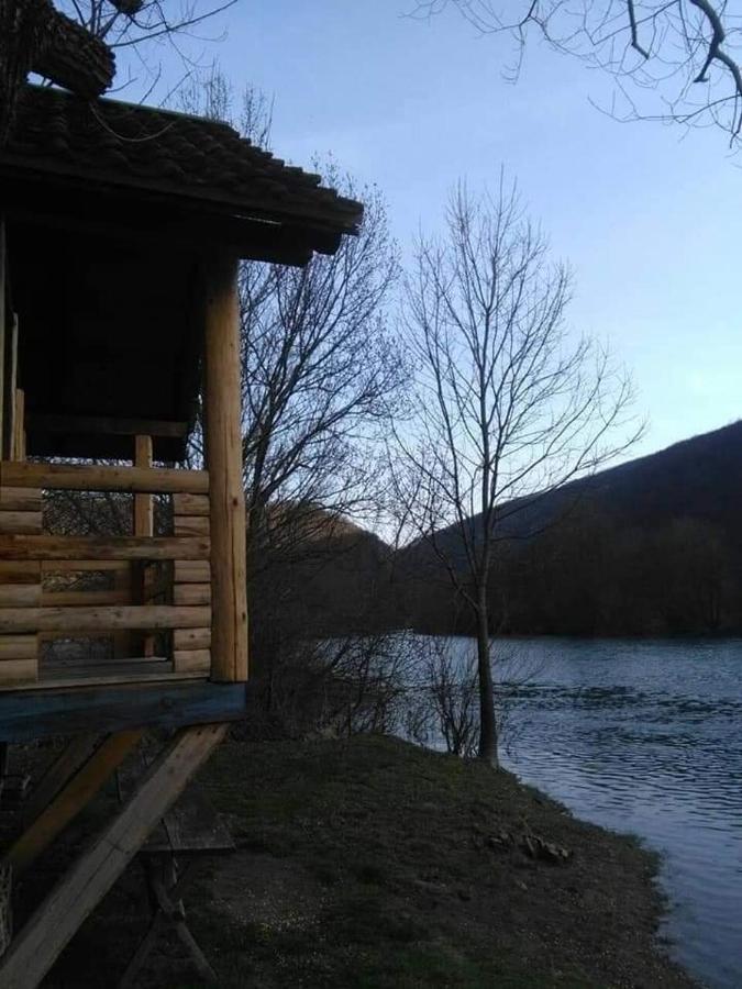 Omar & Una Apartmani Bihac Exterior photo